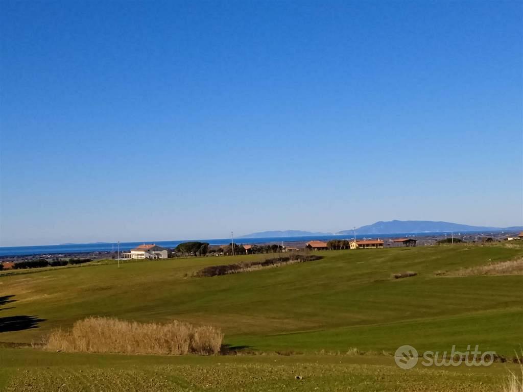 Rustico / Casale di 280 m² con più di 5 locali a T - Vista 5