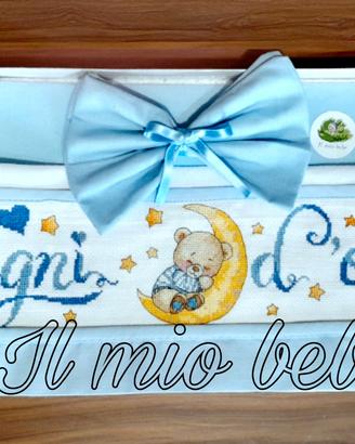 lenzuolino neonato ricamato a mano orsetto luna 