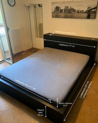 Letto matrimoniale completo di rete e materasso