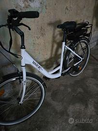 TEKLIO TC1 City Bike elettrica 26" bianca GARANZIA
