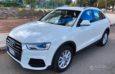 Audi Q3 2.0TDI solo 20.000 Km. come NUOVA 
