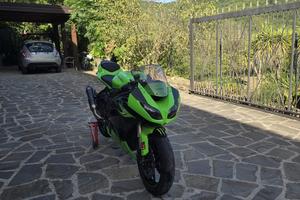 Kawasaki ninja ZX6R