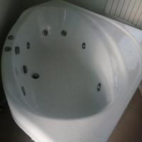 vasca da bagno idromassaggio 