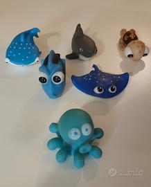 pesciolini in plastica 