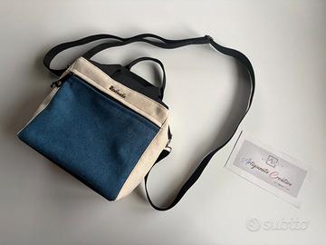 Borsa a bauletto realizzata interamente a mano