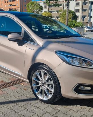 Ford fiesta mk8 vignale