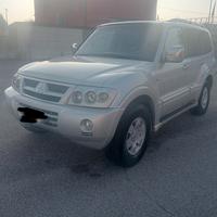 Mitsubishi Pajero v60 passo lungo 