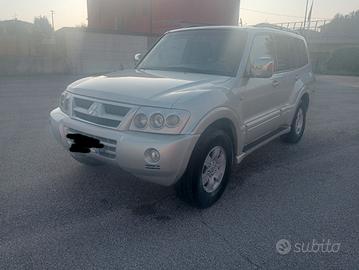 Mitsubishi Pajero v60 passo lungo 