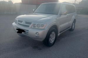 Mitsubishi Pajero v60 passo lungo 