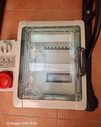 QUADRO ELETTRICO INDUSTRIALE + PRESA GEWISS 380V