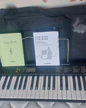 Tastiera Casio CTK-240 + CUSTODIA
