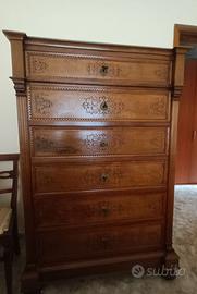 Settimino antico intarsiato in legno
