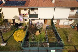 VILLA A SCHIERA A DALMINE