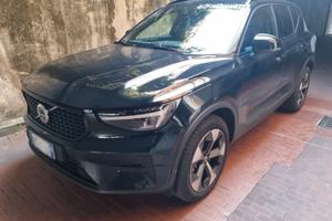 Volvo XC40, Mild Hybrid B3, Allestimento PLUS