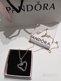 Collana originale Pandora con ciondolo a cuore