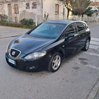 Seat leon  PREZZO NON TRATTABILE