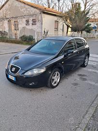 Seat leon  PREZZO NON TRATTABILE