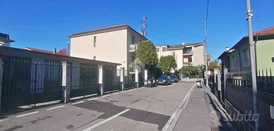 4 LOCALI A SETTIMO MILANESE