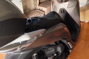 Scooter Honda SH 350