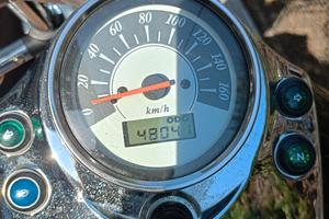 Suzuki intruder 250
