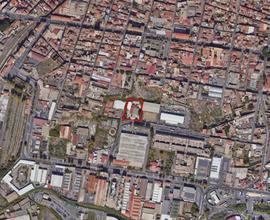 Capannone industriale con piazzale