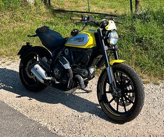 Ducati Scrambler Flat Track Pro
