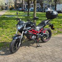 BENELLI BN 125 poco usata