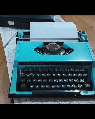 Macchina da scrivere Rover 2000