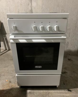 Cucina a gas con forno in ottime condizione