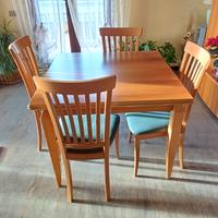 Tavolo noce con 4 sedie imbottite