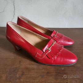Mocassini da donna in pelle rossa vintage