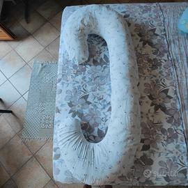 Cuscino di sostegno per dormire in gravidanza 