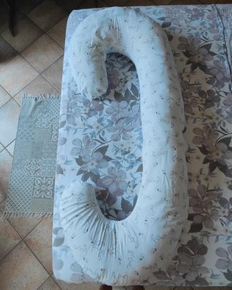 Cuscino di sostegno per dormire in gravidanza 