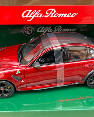 Alfa Romeo Giulia GTA 2020 1:18 Bburago