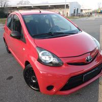 Toyota Aygo 1.0 12V VVT-i 5 porte Cool Soda Connec