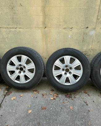 cerchi e gomme audi Q3 
