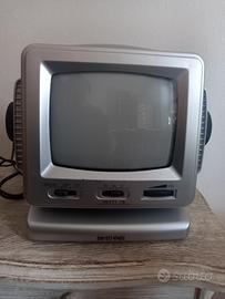 TV portatile 5" +radio Fm /Am 