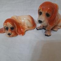 Coppia di cani  basset  hound vintage 
