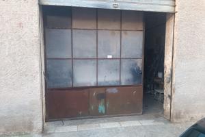 Garage di oltre 150 metri con terreno