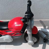Moto ducati 