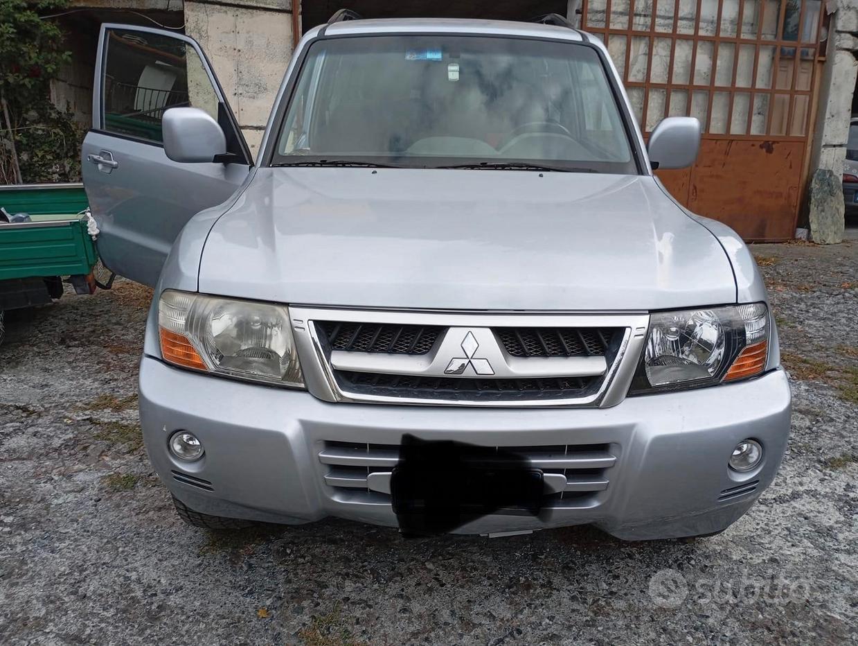 MITSUBISHI Pajero (2000-2007)