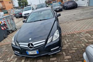 mercedes cupe classe E 220