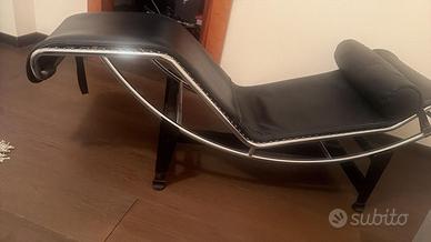 Chaise Longue