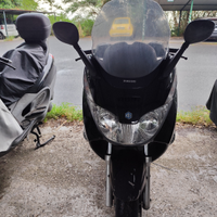 Piaggio X8 200 di cilindrata