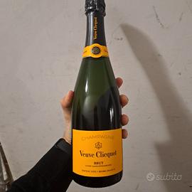 Champagne Veuve Clicquot