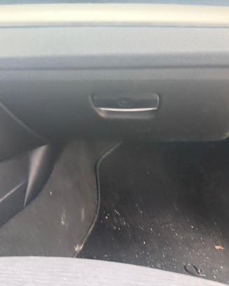 Cassetto Portaoggetti BMW 118d E88 Decappottabile 