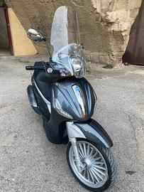 Piaggio Beverly 300