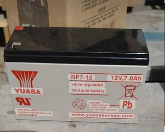 2 batterie 12V - 7 Ah