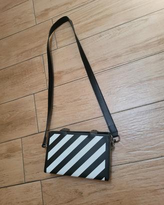 Pochette con tracolla