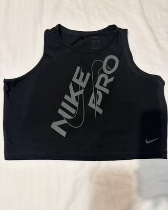 Nike bustiera